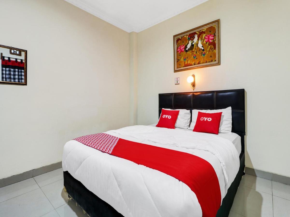 צ'ירבון Oyo 90408 Hotel Horton מראה חיצוני תמונה
