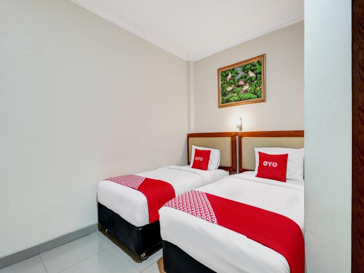 צ'ירבון Oyo 90408 Hotel Horton מראה חיצוני תמונה