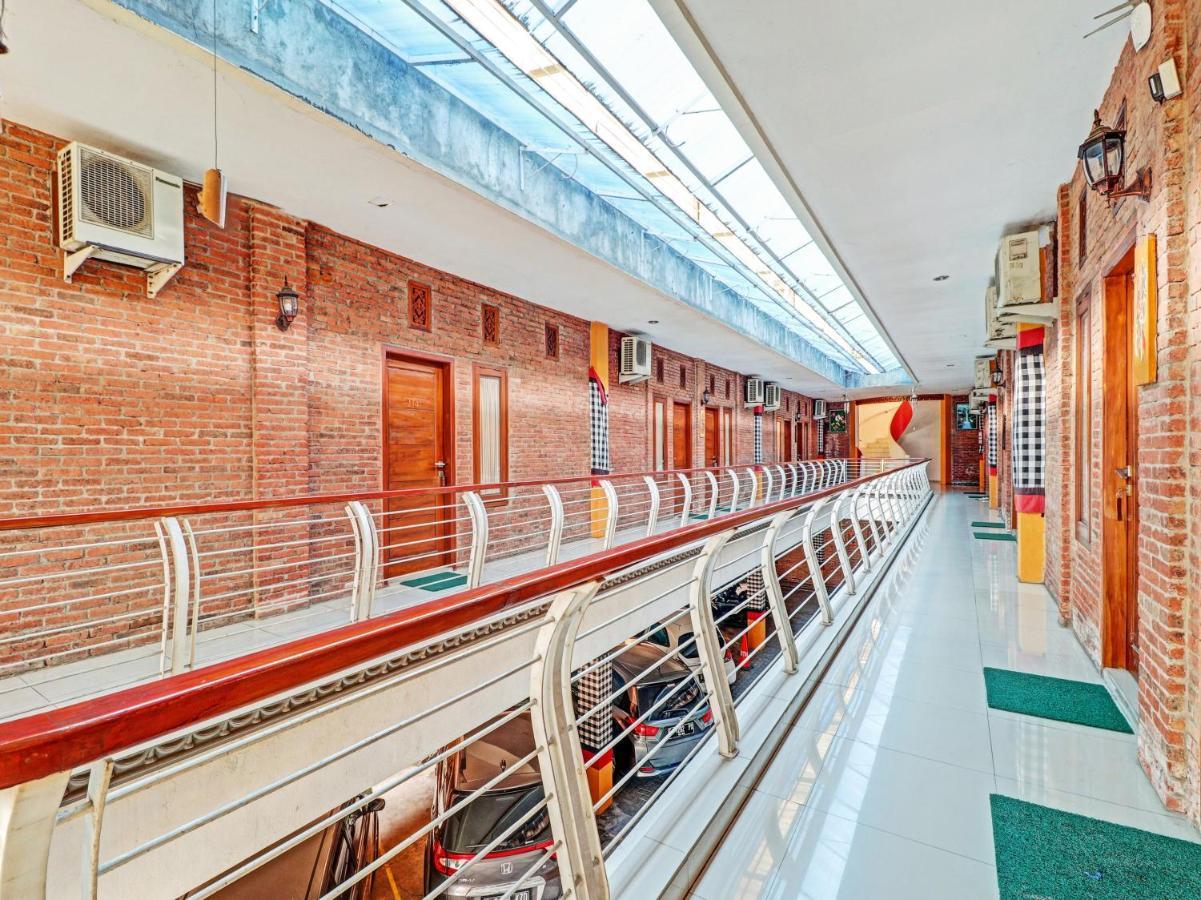 צ'ירבון Oyo 90408 Hotel Horton מראה חיצוני תמונה