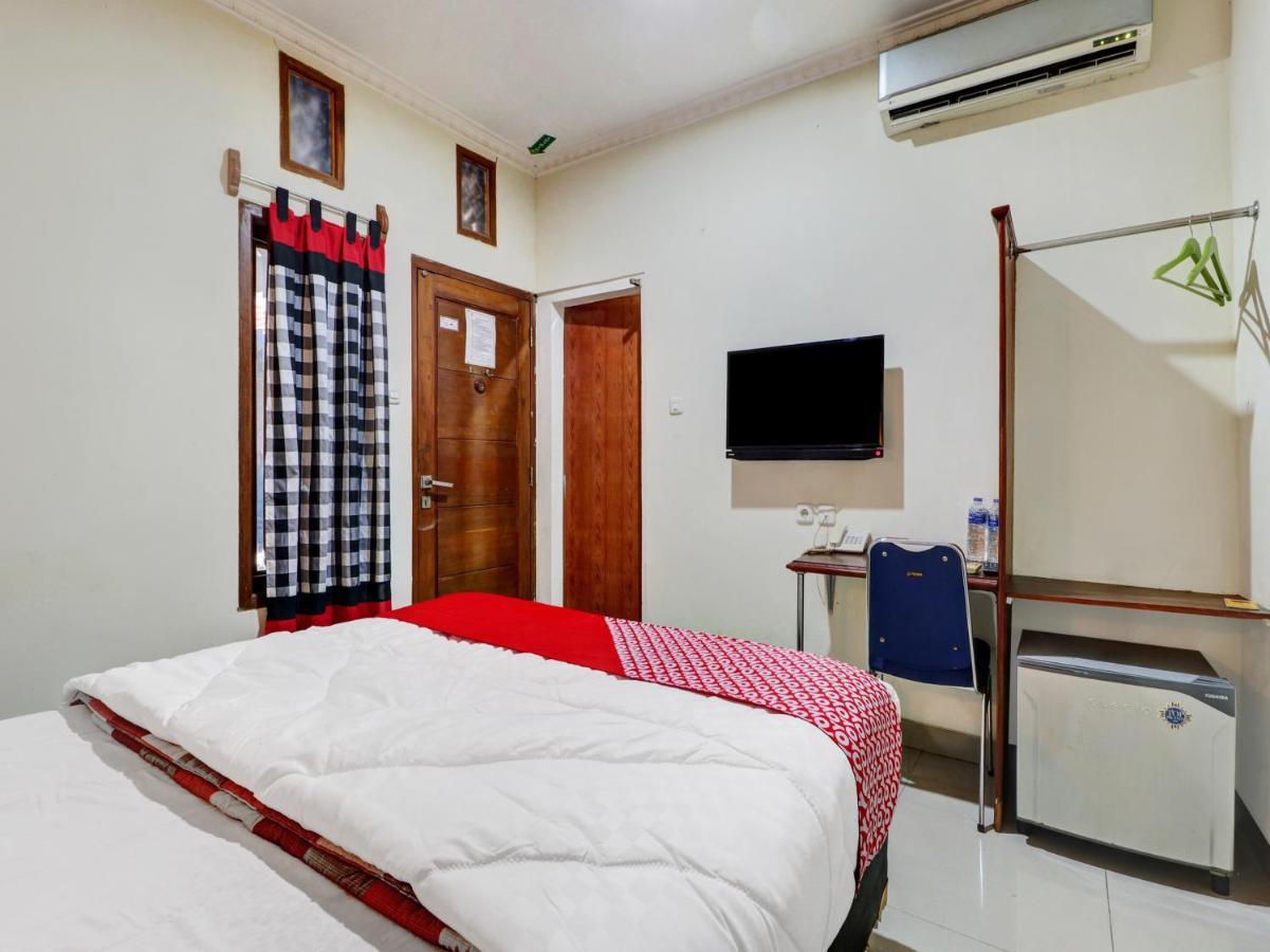צ'ירבון Oyo 90408 Hotel Horton מראה חיצוני תמונה