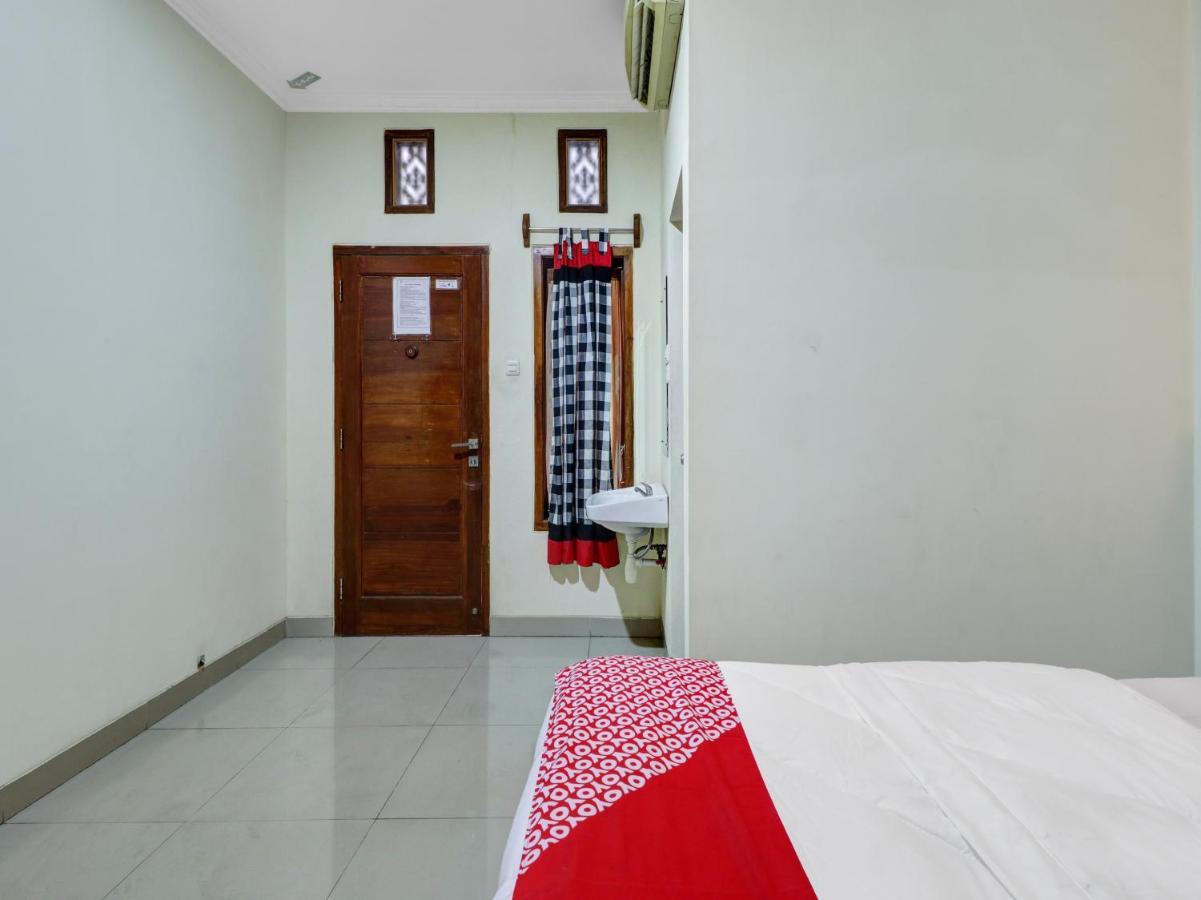 צ'ירבון Oyo 90408 Hotel Horton מראה חיצוני תמונה