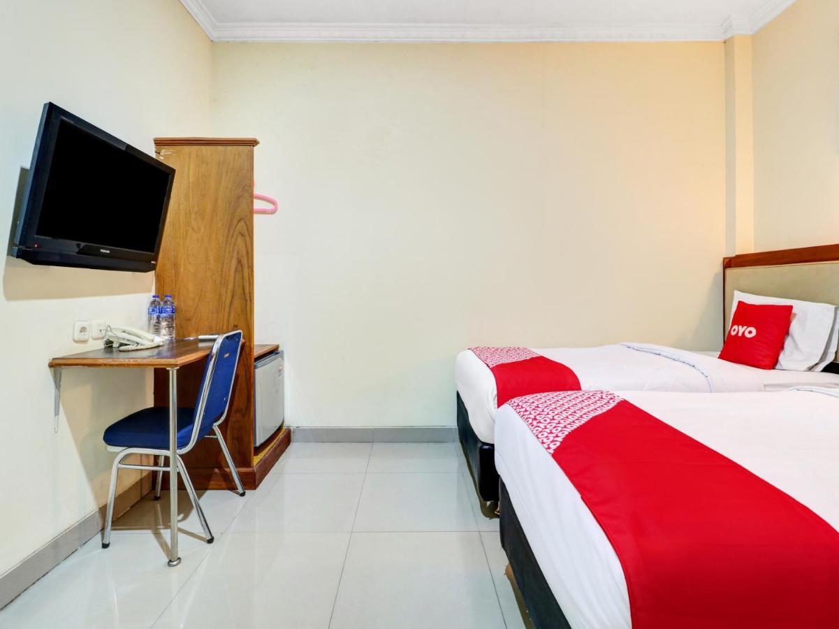 צ'ירבון Oyo 90408 Hotel Horton מראה חיצוני תמונה